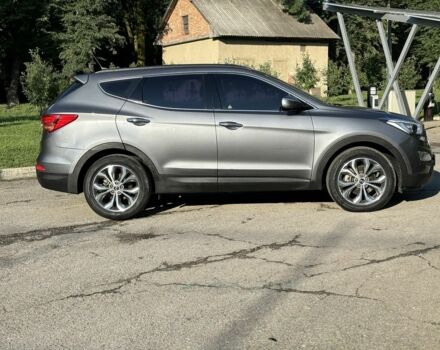 Серый Хендай Санта Фе, объемом двигателя 2 л и пробегом 228 тыс. км за 16400 $, фото 9 на Automoto.ua