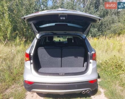 Серый Хендай Санта Фе, объемом двигателя 2.36 л и пробегом 157 тыс. км за 17500 $, фото 11 на Automoto.ua