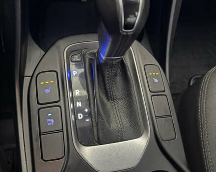 Серый Хендай Санта Фе, объемом двигателя 2.2 л и пробегом 290 тыс. км за 13700 $, фото 24 на Automoto.ua