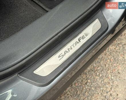 Сірий Хендай Санта Фе, об'ємом двигуна 2.2 л та пробігом 183 тис. км за 16999 $, фото 41 на Automoto.ua