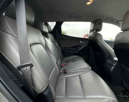 Серый Хендай Санта Фе, объемом двигателя 2 л и пробегом 190 тыс. км за 14000 $, фото 54 на Automoto.ua