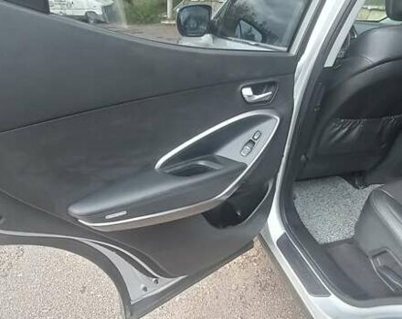 Хендай Санта Фе 2013 в Могилев-Подольском на Automoto.ua Серый Хендай Санта Фе, объемом двигателя 2.2 л и пробегом 209 тыс. км за 17600 $, фото 34 на Automoto.ua