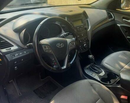 Серый Хендай Санта Фе, объемом двигателя 2.4 л и пробегом 190 тыс. км за 14999 $, фото 1 на Automoto.ua