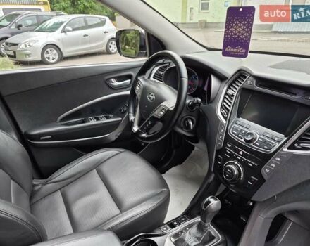 Серый Хендай Санта Фе, объемом двигателя 2.2 л и пробегом 219 тыс. км за 15950 $, фото 14 на Automoto.ua