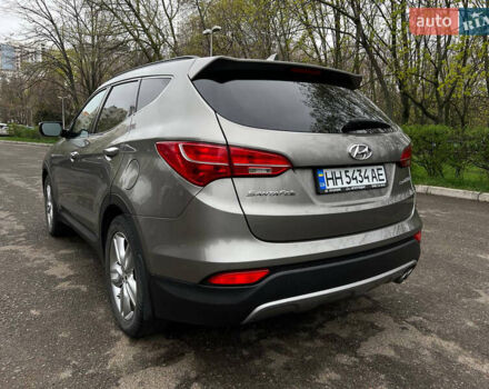 Сірий Хендай Санта Фе, об'ємом двигуна 2 л та пробігом 158 тис. км за 12400 $, фото 7 на Automoto.ua