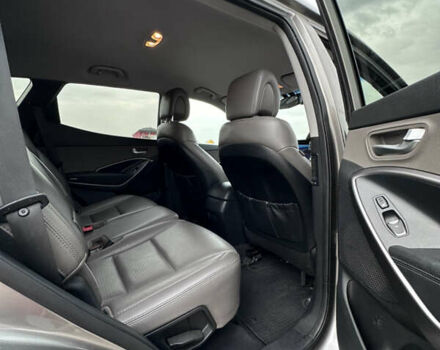 Серый Хендай Санта Фе, объемом двигателя 2 л и пробегом 190 тыс. км за 14000 $, фото 58 на Automoto.ua