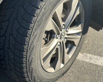 Сірий Хендай Санта Фе, об'ємом двигуна 2.2 л та пробігом 203 тис. км за 15700 $, фото 40 на Automoto.ua