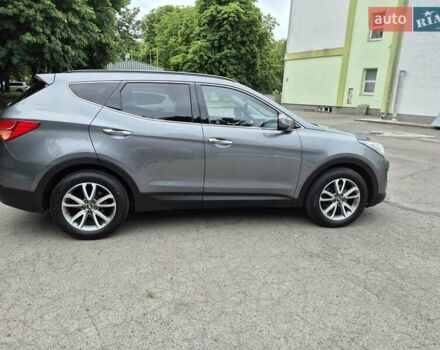 Серый Хендай Санта Фе, объемом двигателя 2.2 л и пробегом 219 тыс. км за 15950 $, фото 24 на Automoto.ua