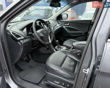 Сірий Хендай Санта Фе, об'ємом двигуна 2.2 л та пробігом 183 тис. км за 16999 $, фото 26 на Automoto.ua