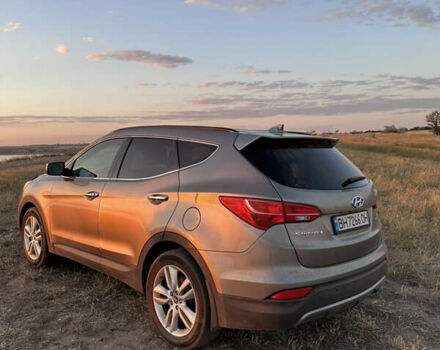 Серый Хендай Санта Фе, объемом двигателя 2 л и пробегом 190 тыс. км за 14000 $, фото 13 на Automoto.ua