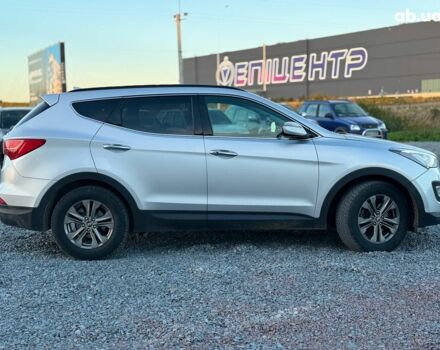 Серый Хендай Санта Фе, объемом двигателя 2.4 л и пробегом 173 тыс. км за 12390 $, фото 4 на Automoto.ua