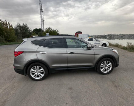 Серый Хендай Санта Фе, объемом двигателя 2 л и пробегом 190 тыс. км за 14000 $, фото 4 на Automoto.ua