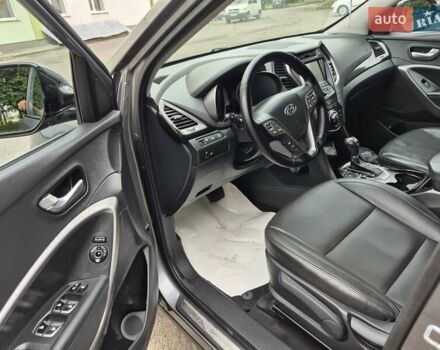 Серый Хендай Санта Фе, объемом двигателя 2.2 л и пробегом 219 тыс. км за 15950 $, фото 20 на Automoto.ua