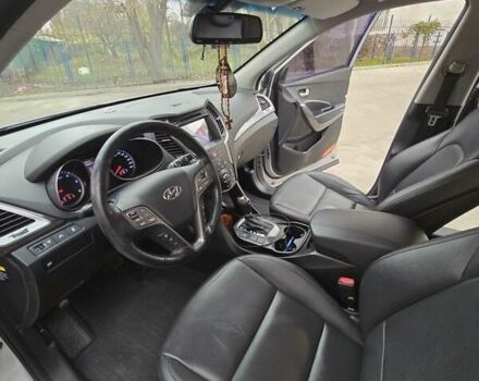 Серый Хендай Санта Фе, объемом двигателя 2.2 л и пробегом 180 тыс. км за 17199 $, фото 31 на Automoto.ua