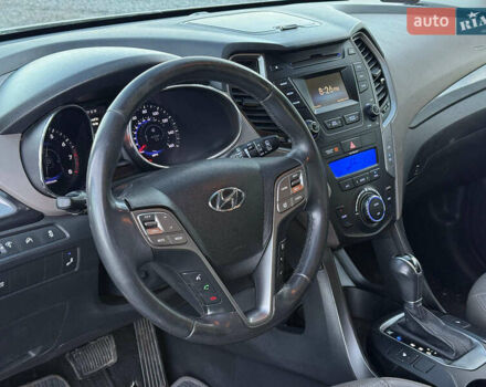 Хендай Санта Фе 2013 в Львове на Automoto.ua Серый Хендай Санта Фе, объемом двигателя 2.4 л и пробегом 173 тыс. км за 12390 $, фото 12 на Automoto.ua