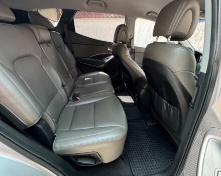 Сірий Хендай Санта Фе, об'ємом двигуна 2.4 л та пробігом 156 тис. км за 10350 $, фото 22 на Automoto.ua