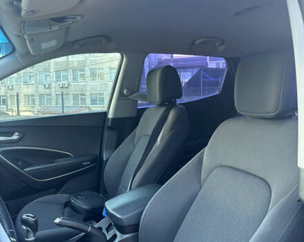 Сірий Хендай Санта Фе, об'ємом двигуна 2.2 л та пробігом 203 тис. км за 15700 $, фото 28 на Automoto.ua