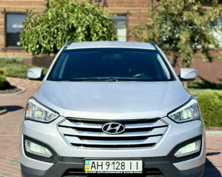 Серый Хендай Санта Фе, объемом двигателя 2.2 л и пробегом 290 тыс. км за 13700 $, фото 4 на Automoto.ua