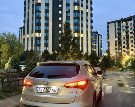 Серый Хендай Санта Фе, объемом двигателя 2.36 л и пробегом 227 тыс. км за 13900 $, фото 1 на Automoto.ua