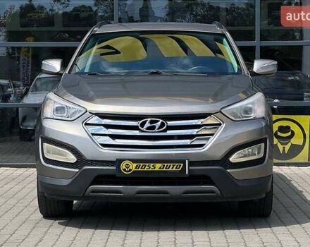 Серый Хендай Санта Фе, объемом двигателя 2 л и пробегом 200 тыс. км за 14500 $, фото 1 на Automoto.ua