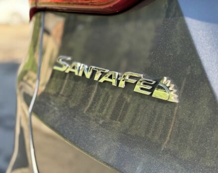 Серый Хендай Санта Фе, объемом двигателя 2 л и пробегом 228 тыс. км за 16400 $, фото 16 на Automoto.ua