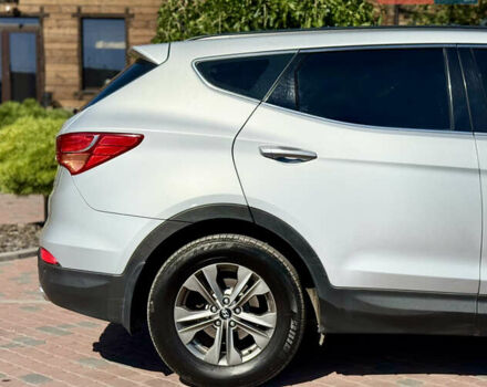 Серый Хендай Санта Фе, объемом двигателя 2.2 л и пробегом 290 тыс. км за 13700 $, фото 9 на Automoto.ua