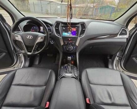 Серый Хендай Санта Фе, объемом двигателя 2.2 л и пробегом 180 тыс. км за 17199 $, фото 28 на Automoto.ua