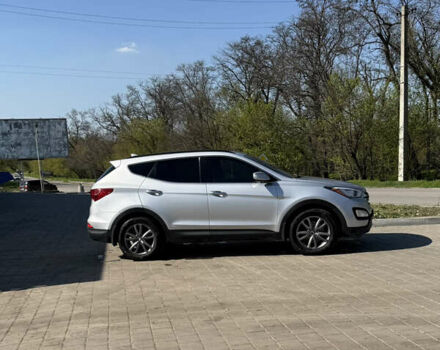 Сірий Хендай Санта Фе, об'ємом двигуна 2 л та пробігом 200 тис. км за 14000 $, фото 2 на Automoto.ua