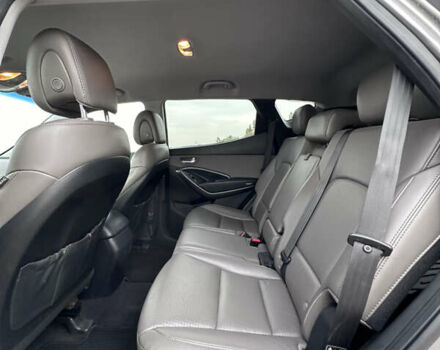 Серый Хендай Санта Фе, объемом двигателя 2 л и пробегом 190 тыс. км за 14000 $, фото 44 на Automoto.ua