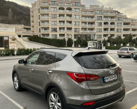 Сірий Хендай Санта Фе, об'ємом двигуна 2 л та пробігом 158 тис. км за 12400 $, фото 1 на Automoto.ua