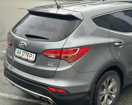 Сірий Хендай Санта Фе, об'ємом двигуна 2.2 л та пробігом 203 тис. км за 15700 $, фото 10 на Automoto.ua