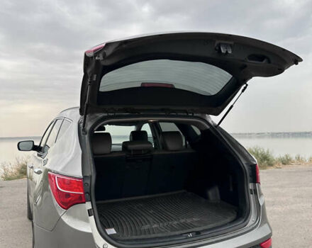 Серый Хендай Санта Фе, объемом двигателя 2 л и пробегом 190 тыс. км за 14000 $, фото 53 на Automoto.ua