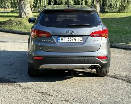 Серый Хендай Санта Фе, объемом двигателя 2 л и пробегом 228 тыс. км за 16400 $, фото 7 на Automoto.ua