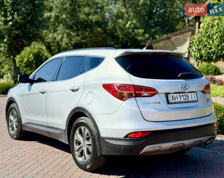 Серый Хендай Санта Фе, объемом двигателя 2.2 л и пробегом 290 тыс. км за 13700 $, фото 3 на Automoto.ua