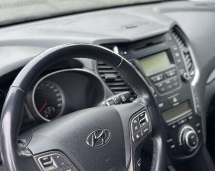 Сірий Хендай Санта Фе, об'ємом двигуна 2.2 л та пробігом 203 тис. км за 15700 $, фото 23 на Automoto.ua