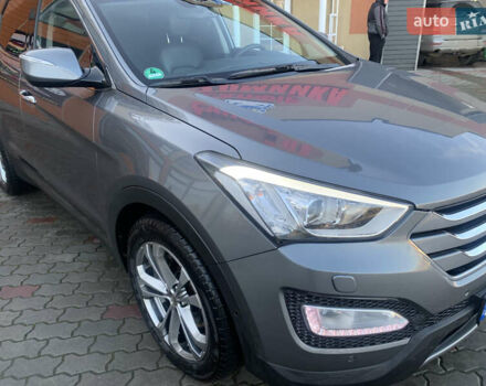 Серый Хендай Санта Фе, объемом двигателя 2.2 л и пробегом 177 тыс. км за 18700 $, фото 10 на Automoto.ua