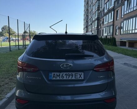 Серый Хендай Санта Фе, объемом двигателя 2 л и пробегом 165 тыс. км за 17200 $, фото 3 на Automoto.ua