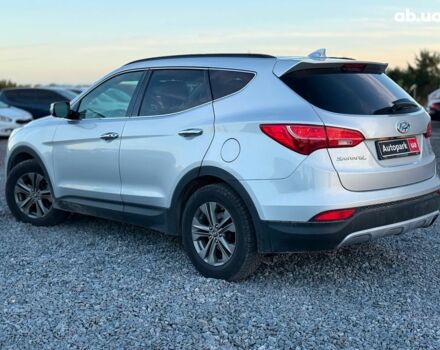 Серый Хендай Санта Фе, объемом двигателя 2.4 л и пробегом 173 тыс. км за 12390 $, фото 8 на Automoto.ua