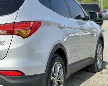 Сірий Хендай Санта Фе, об'ємом двигуна 2 л та пробігом 209 тис. км за 17900 $, фото 16 на Automoto.ua