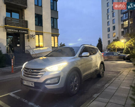 Серый Хендай Санта Фе, объемом двигателя 2.36 л и пробегом 227 тыс. км за 13900 $, фото 3 на Automoto.ua