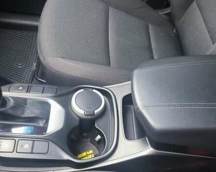 Серый Хендай Санта Фе, объемом двигателя 2.2 л и пробегом 127 тыс. км за 18000 $, фото 9 на Automoto.ua