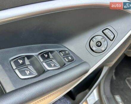 Серый Хендай Санта Фе, объемом двигателя 2 л и пробегом 129 тыс. км за 19700 $, фото 12 на Automoto.ua