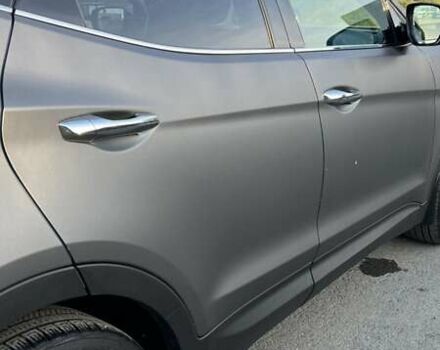 Серый Хендай Санта Фе, объемом двигателя 2.2 л и пробегом 96 тыс. км за 22000 $, фото 9 на Automoto.ua