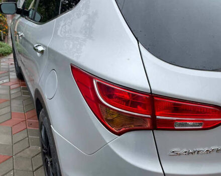 Серый Хендай Санта Фе, объемом двигателя 2.36 л и пробегом 113 тыс. км за 17000 $, фото 3 на Automoto.ua