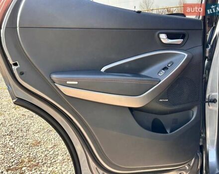 Серый Хендай Санта Фе, объемом двигателя 2 л и пробегом 129 тыс. км за 19700 $, фото 29 на Automoto.ua