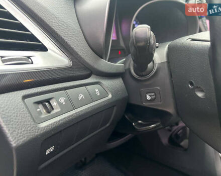 Серый Хендай Санта Фе, объемом двигателя 2 л и пробегом 247 тыс. км за 16500 $, фото 20 на Automoto.ua