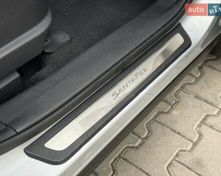 Серый Хендай Санта Фе, объемом двигателя 2.2 л и пробегом 185 тыс. км за 17999 $, фото 44 на Automoto.ua