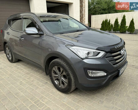 Серый Хендай Санта Фе, объемом двигателя 2.2 л и пробегом 190 тыс. км за 19500 $, фото 4 на Automoto.ua