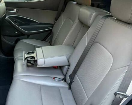 Сірий Хендай Санта Фе, об'ємом двигуна 2 л та пробігом 170 тис. км за 13900 $, фото 19 на Automoto.ua