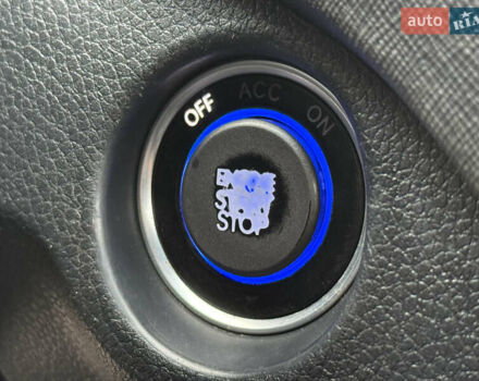 Сірий Хендай Санта Фе, об'ємом двигуна 2.2 л та пробігом 185 тис. км за 17750 $, фото 61 на Automoto.ua